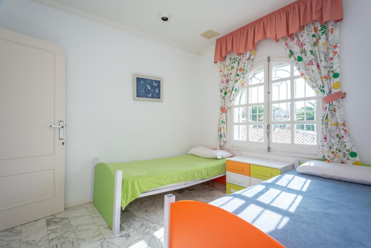 Villa Requesens On Canal إمبوريابرافا المظهر الخارجي الصورة